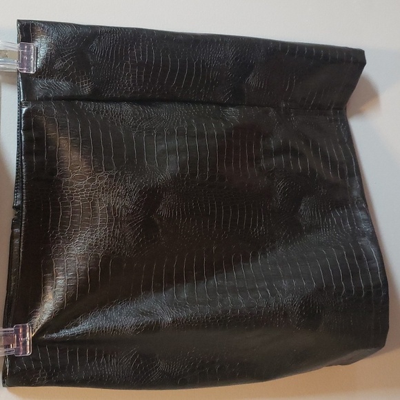 Olive + Oak Two Piece Black Alligator Skin Print Skirt and Crop Top Set, Small - Picture 8 of 8